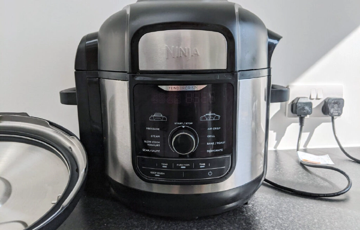 Deluxe Multi Cooker